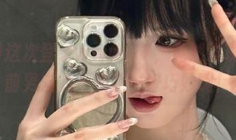 这次登录www.17，竟然发现了我前男友的不雅照…好巧妙啊！
