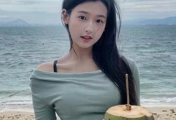 其实登录51cg的感觉就像进了个大乱炖，黑料旋转打包，让我心里总有点小期待