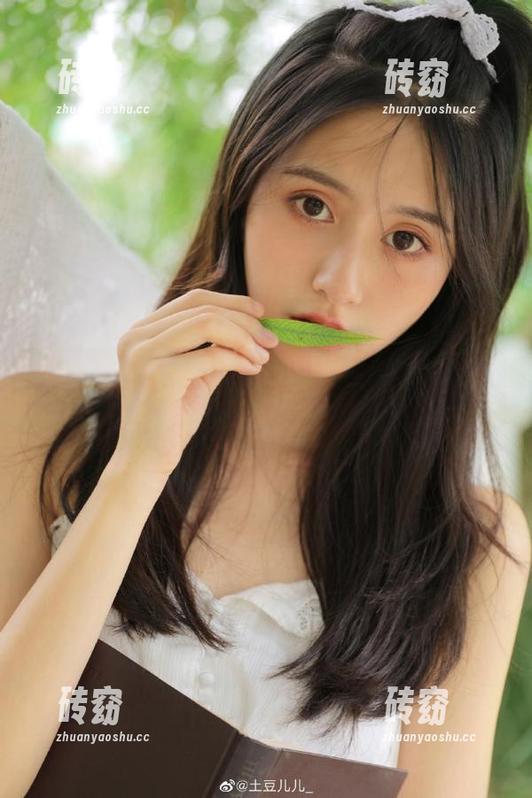 51黑料 51黑料给的深度和辣味,让我在吃瓜路上永不迷路~心情瞬间UP!