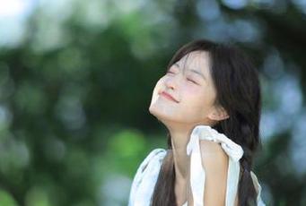 苹果版61吃瓜网的小秘密：有人在中心里悄悄扔爆料！