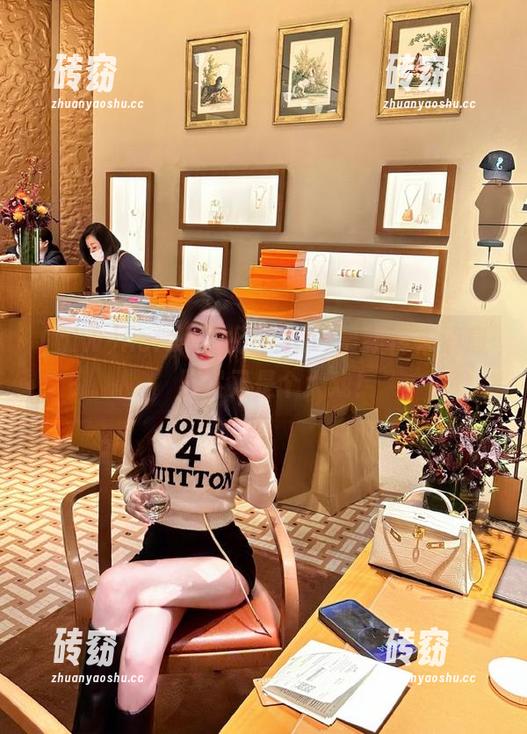hold不住了，hlw最新传来消息，果然又是个大戏！