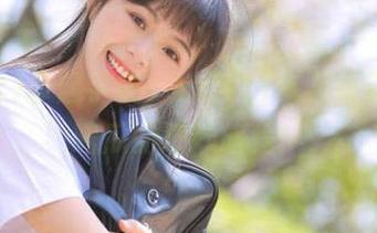 拿起手机，zztt11苹果版带你领略瓜的奇妙旅程！