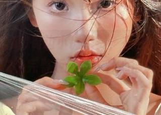 街边小摊很赞，在线看“一起吃瓜2”完整版视频，开心得冒泡！