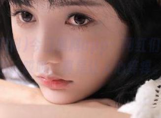 今日黑料app：网红们的小秘密，哎呀，真是让人心痒痒。