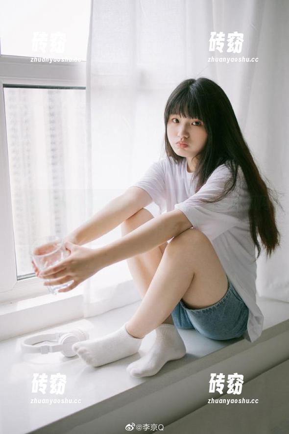 地址一闪一闪，免费吃瓜网里的瓜到底有多甜？