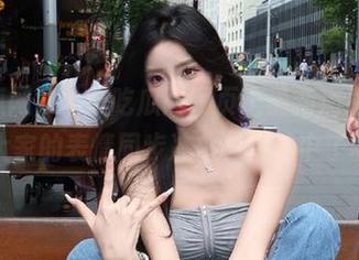 cgw吃瓜网网页上最新消息一出，大家的表情同步冻住，仿佛中了邪。