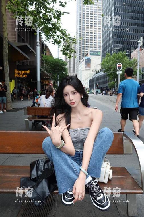 吃瓜网 cgw吃瓜网网页上最新消息一出,大家的表情同步冻住,仿佛中了邪。
