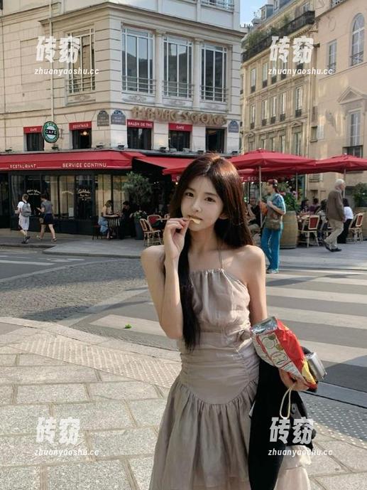 国产吃瓜 “国产吃瓜”里迷离的视角,让我忍不住分享,难道是我的错觉?