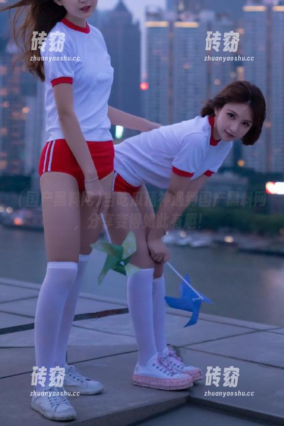 国产黑料网 当吃瓜精神遇到国产黑料网,分享变得如此有趣!