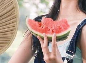 最新视频揭开新瓜，一起加入黑料不打烊轰趴！