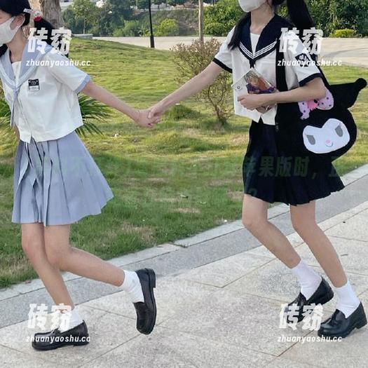 黑料不打烊 看黑料不打烊苹果版时,正能量在悄悄躲哪里?